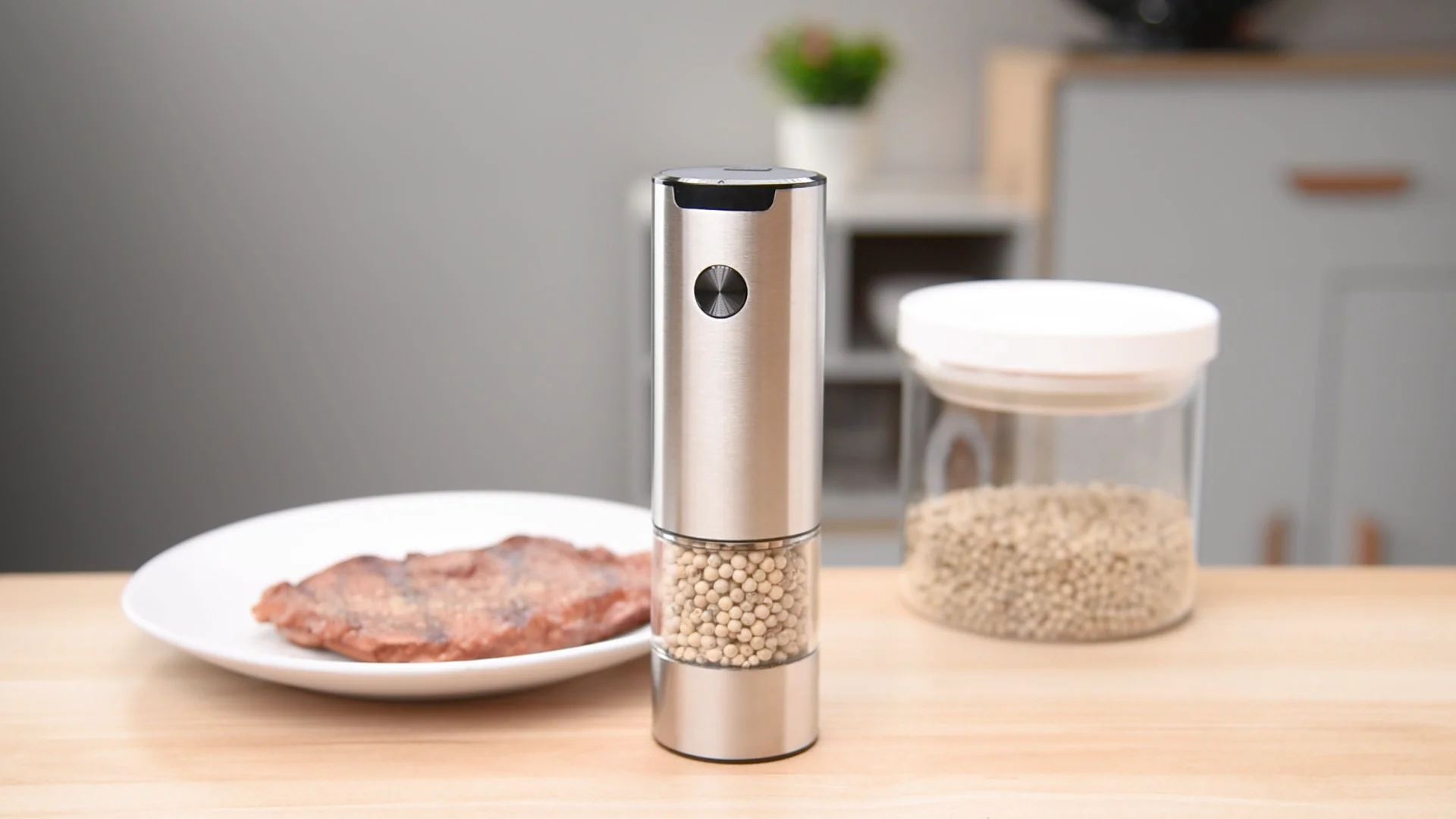 Ecofriendly Kitchen Utensils 70ml Automatic Grinder Electric Mace Salt