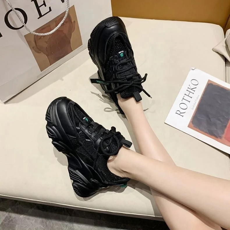 
 2021 New Fashion Women Sneakers Autumn Vulcanized Shoes Casual Sport Shoes lightweight Breathable Flat Sneakers Tennis Feminino  