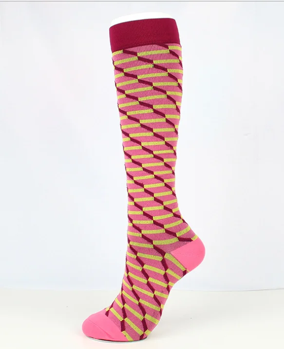 レッグウェア Bonvolant GraduatedCompressionHighSocks レッグウェア Bonvolant GraduatedCompressionHighSocks Amazon