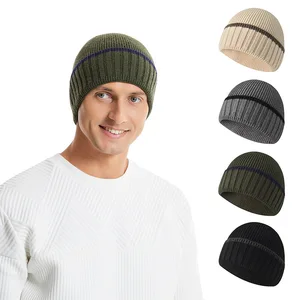 Outdoor Leisure Hat for Men Thickened Black Dome Hat for Cold Weather Warm and Ear-protecting Knitted Woolen Cap