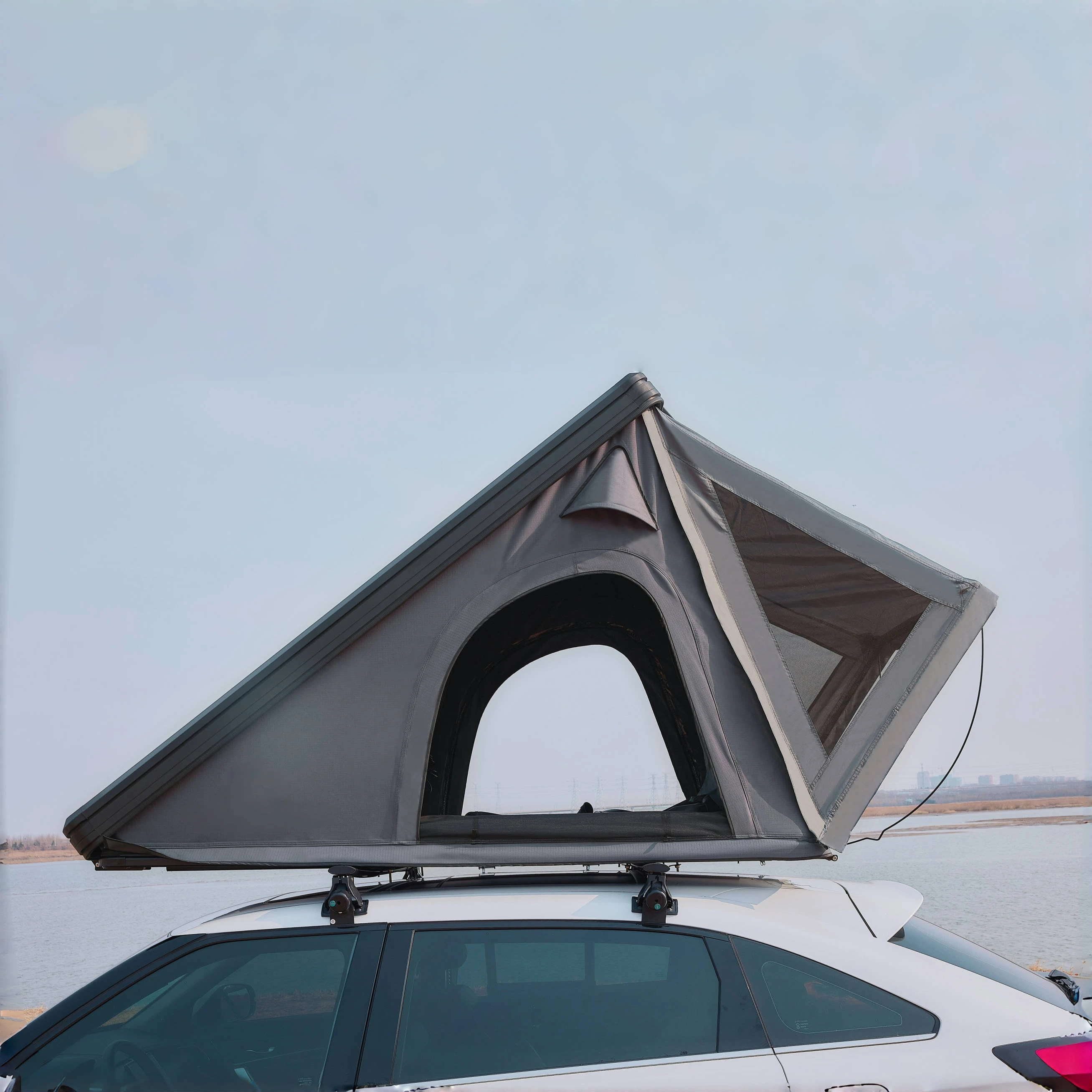 Factory Price Light Weight Rooftop Tent Aluminum Camping Car Roof Tent Hard Wall Hard Shell Roof Top Tent for Car