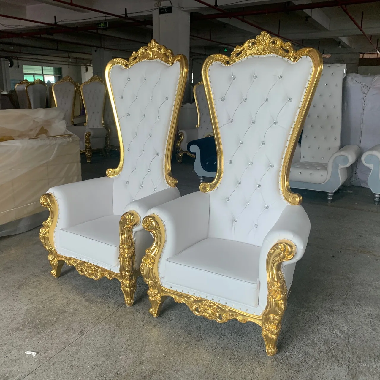 crown chair (4)