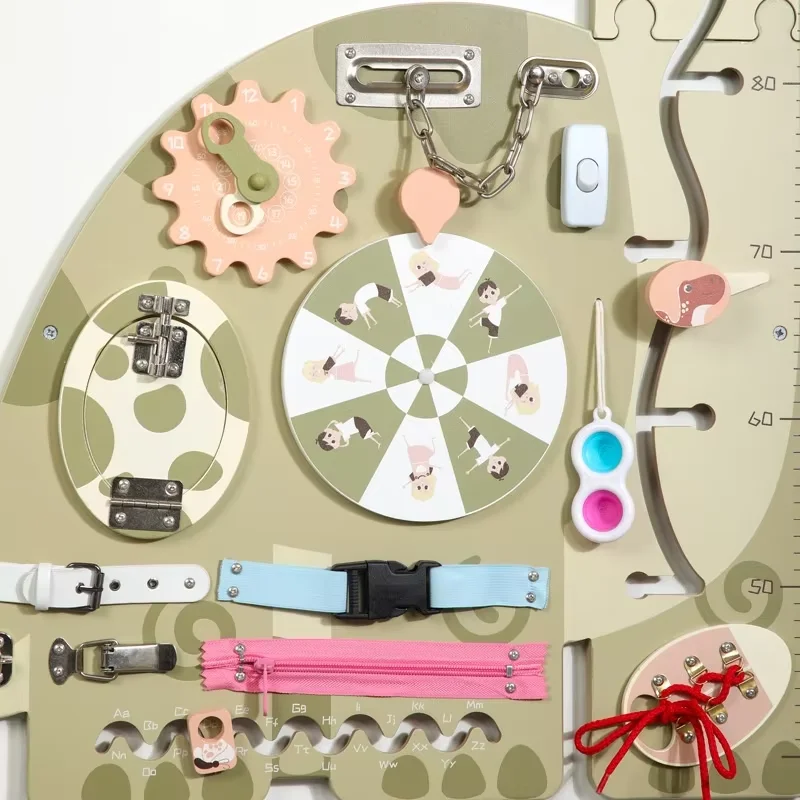 재미있는 교육용 감각 벽 패널 유치원 어린이용 바쁜 보드 일상 나무 높이 측정표 EN71 인증 객실 장식