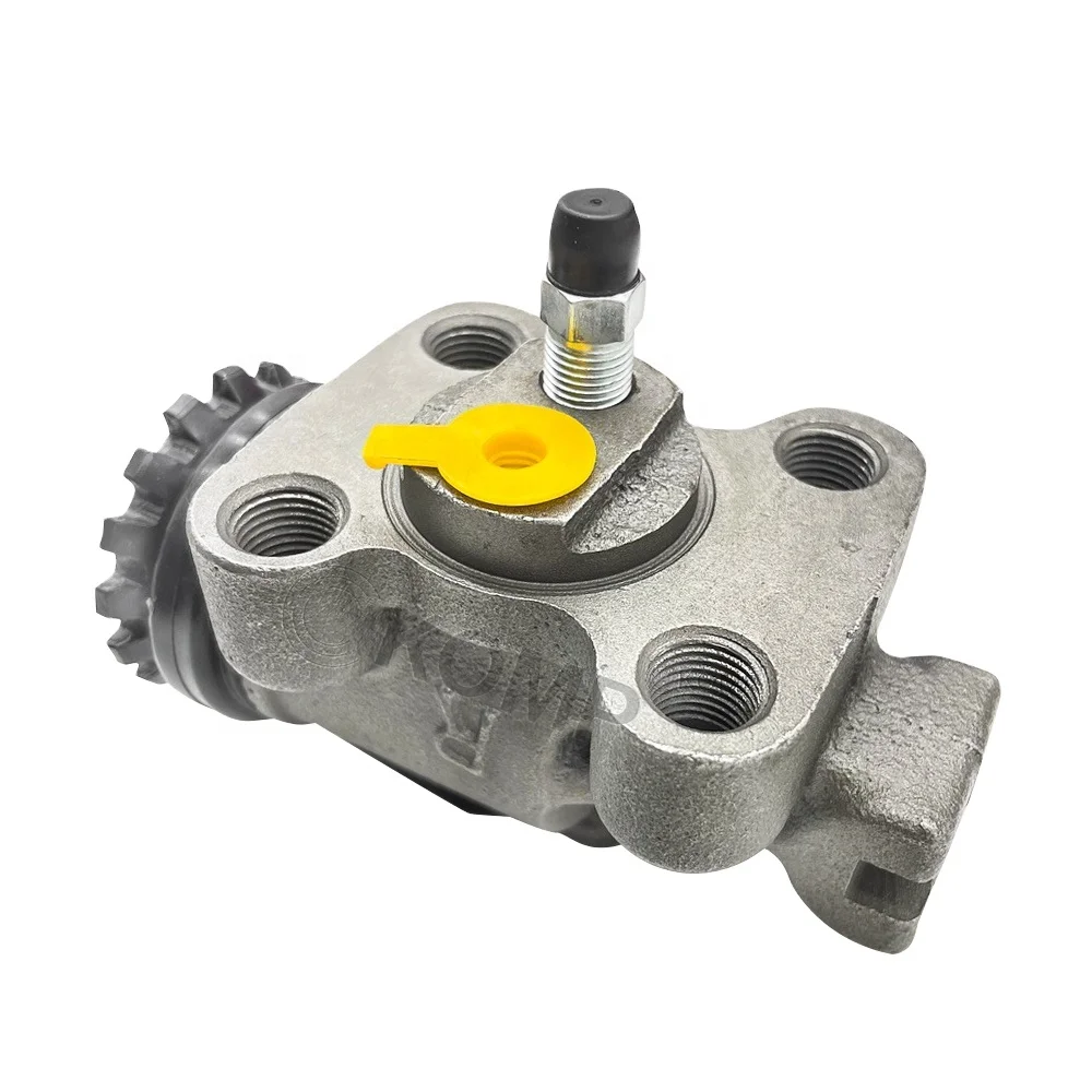 【Ken】 Amazon.com: Barbie Ken Fashionistas Doll #167 with