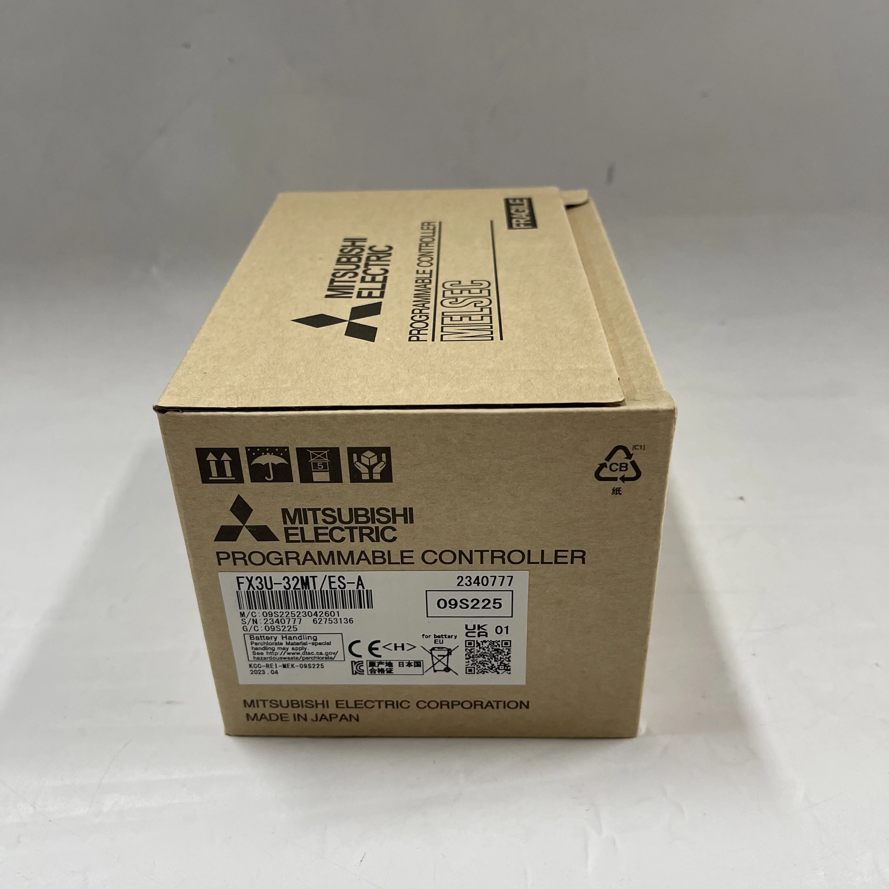 Mitsubishi Programmable Logic Controller PLC FX3U-32MT/ES-A