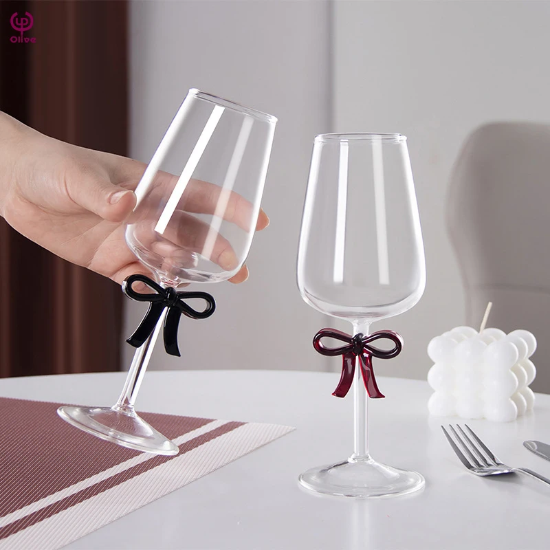 HALAWAKA Lot de 2 verres à vin rouge en cristal sans plomb avec fond concave (2 pièces – Verre à vin en cristal noir avec nœud papillon, flûtes à