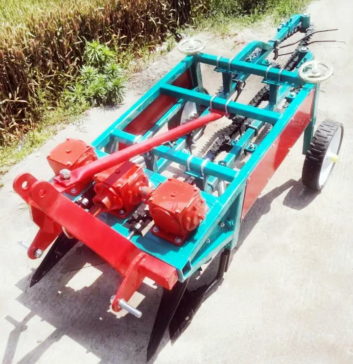 Small Mini Groundnut Picking Machine China Peanut Harvester Harvesting Machine for Tractors
