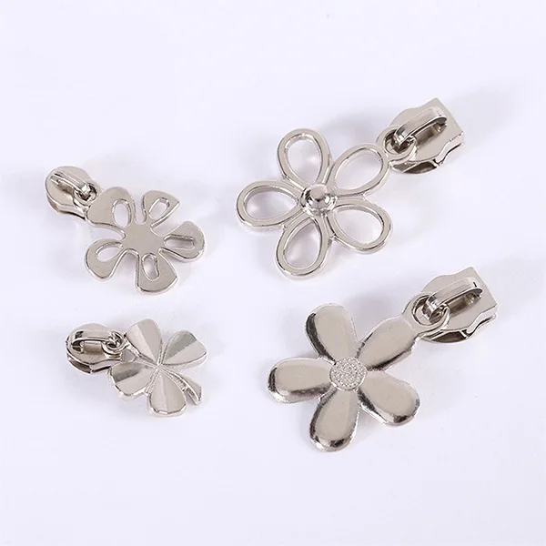 Hengda Factory Customized Zipper Flower Pullers Flower Shape Zipper Puller  Flower Zipper Puller