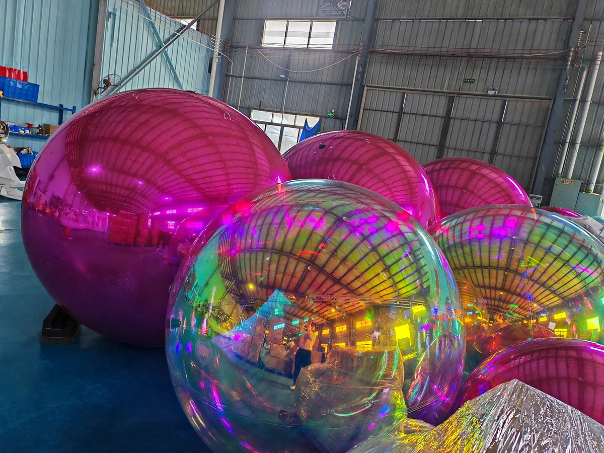 Customized Inflatable Mirror Ball Beach Ball Inflatable - Buy ...