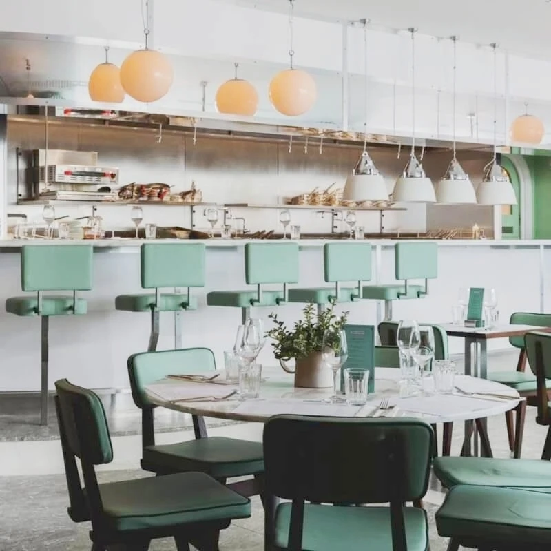 UPTOP Custom Green Leather Fast Food Furniture Set Retro American Hotel Restaurant Banquette Sectional Green Sofa Booth Seating