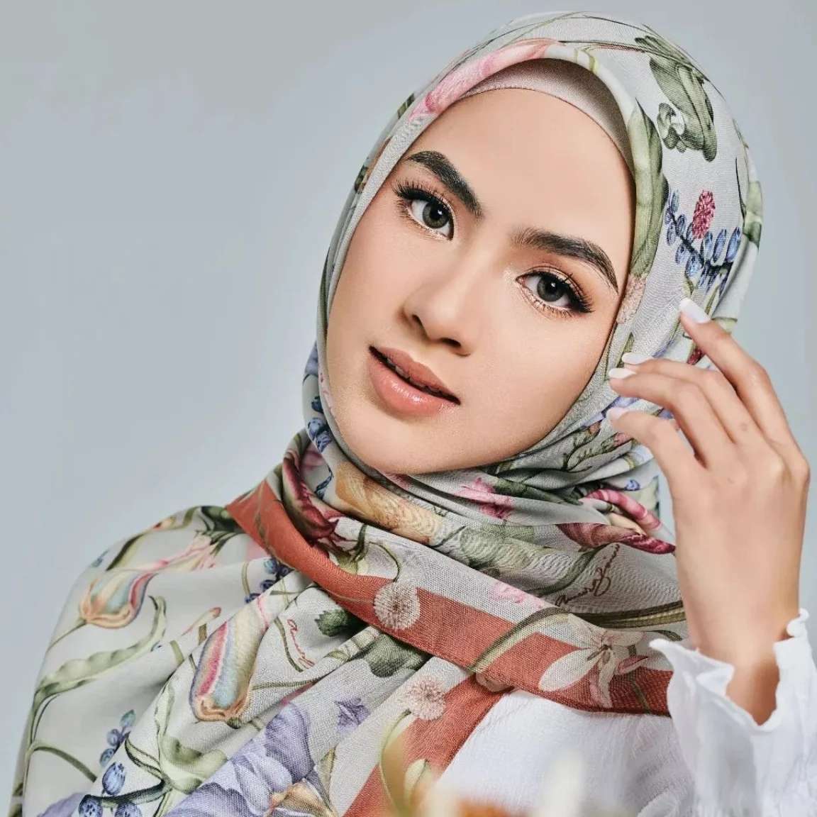 Malaysia Custom Printed Voile Square Scarf Hijab Instant Wholesale Cotton Hijab Supplier Tudung 7534