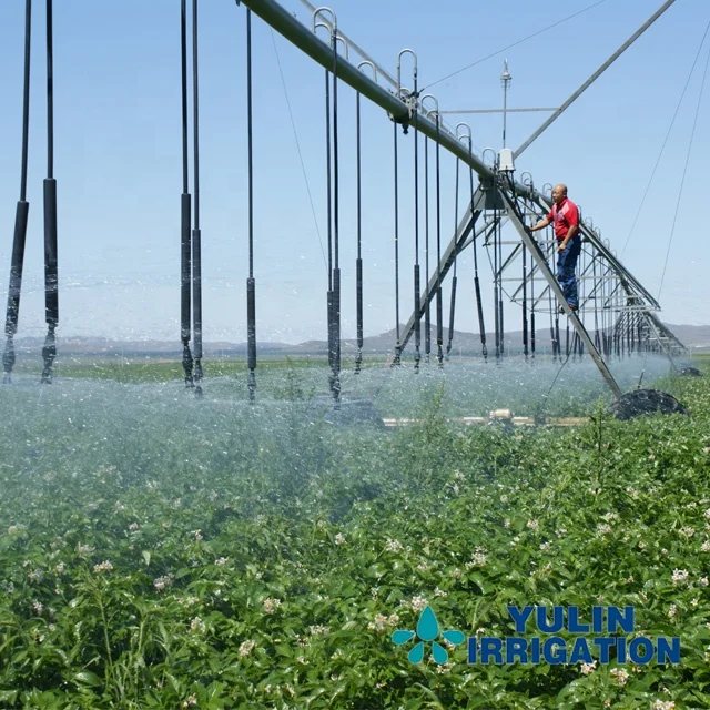 Digital Automatic 50ha  Metal Gearbox/Motor Core Components Center Pivot Farm Irrigation Systems with Submersible Pump