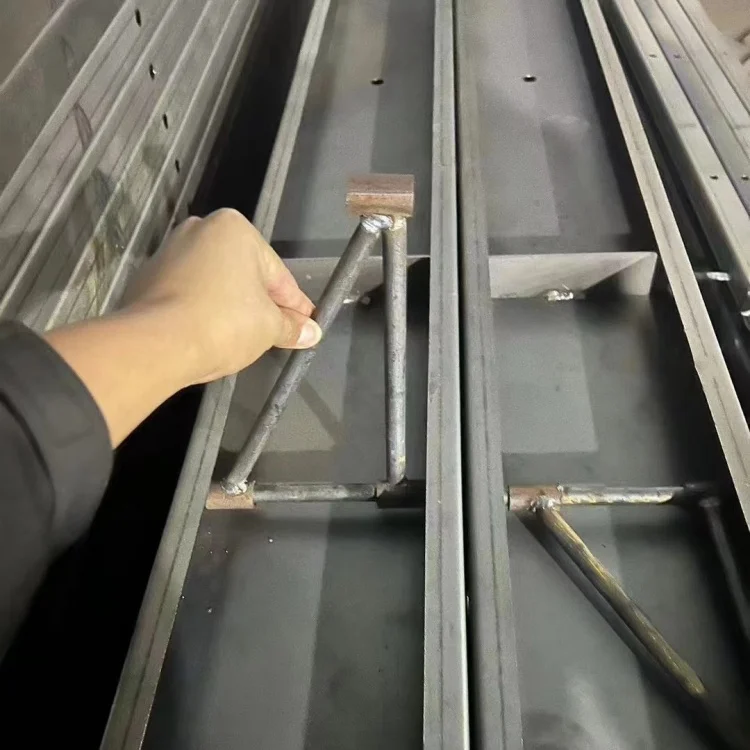 Efficient Road Construction With Steel Formwork and High-Quality Concrete Forms