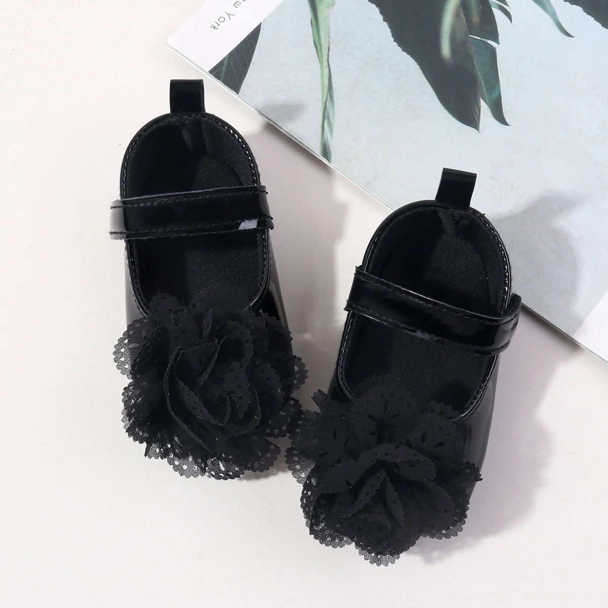 High Quality 2025 Spring Autumn Summer Big Flower Style Casual Shoes Anti-Slip Soft Soled Toddler Walking Newborn Shoe Girls manufacture