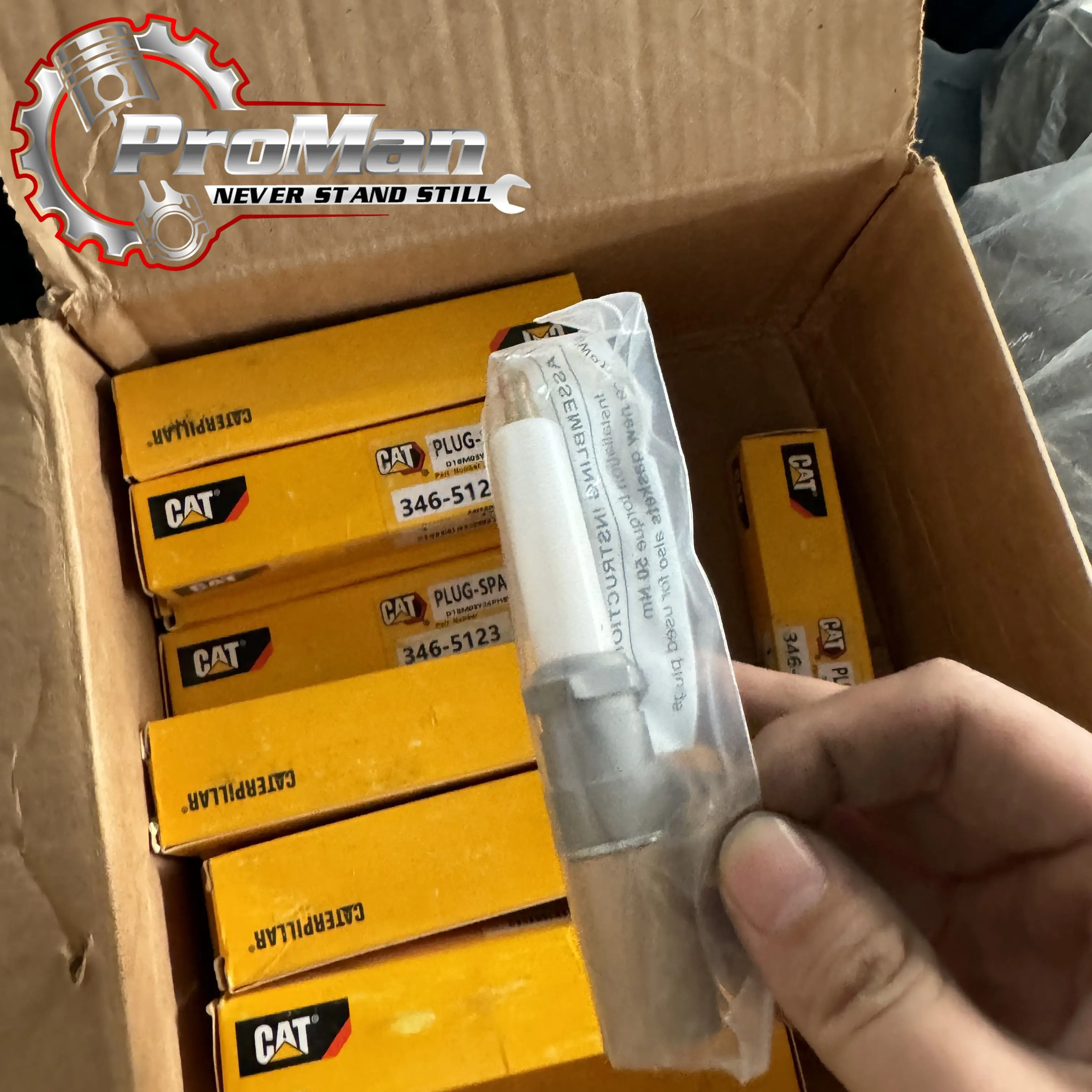393 3465123 346-5123 Spark Plug for G3500 G3520 Excavator Parts