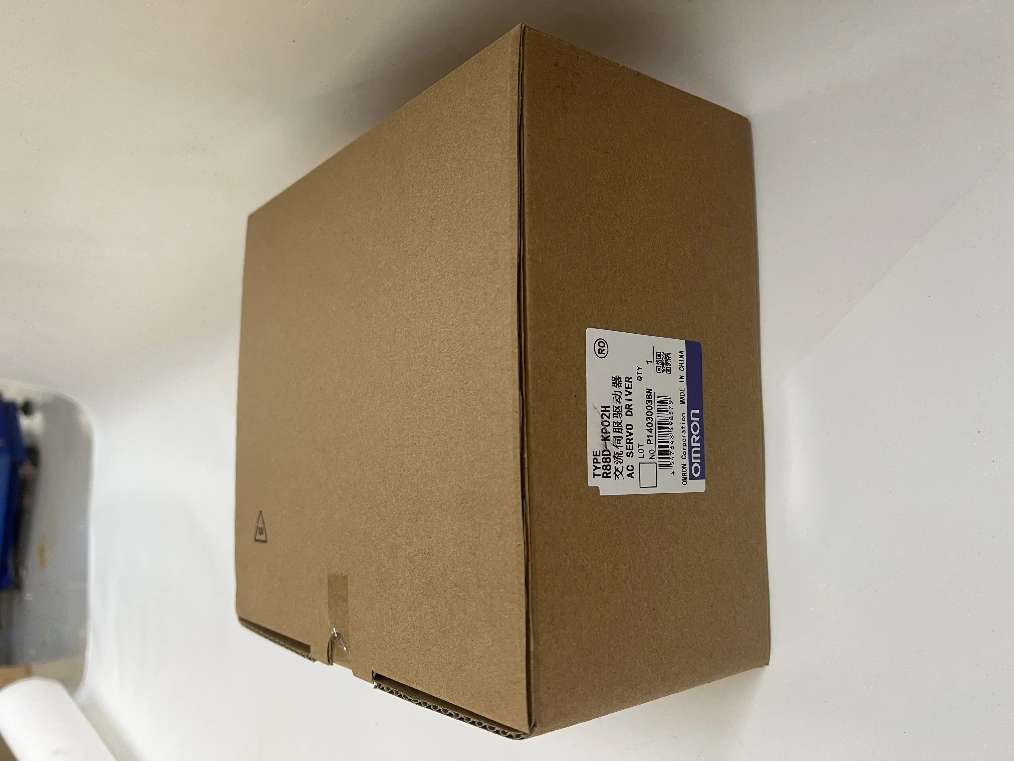 Omron AC Servo Drive R88D-KP02H Omron AC Servo Drive R88D-KP02H