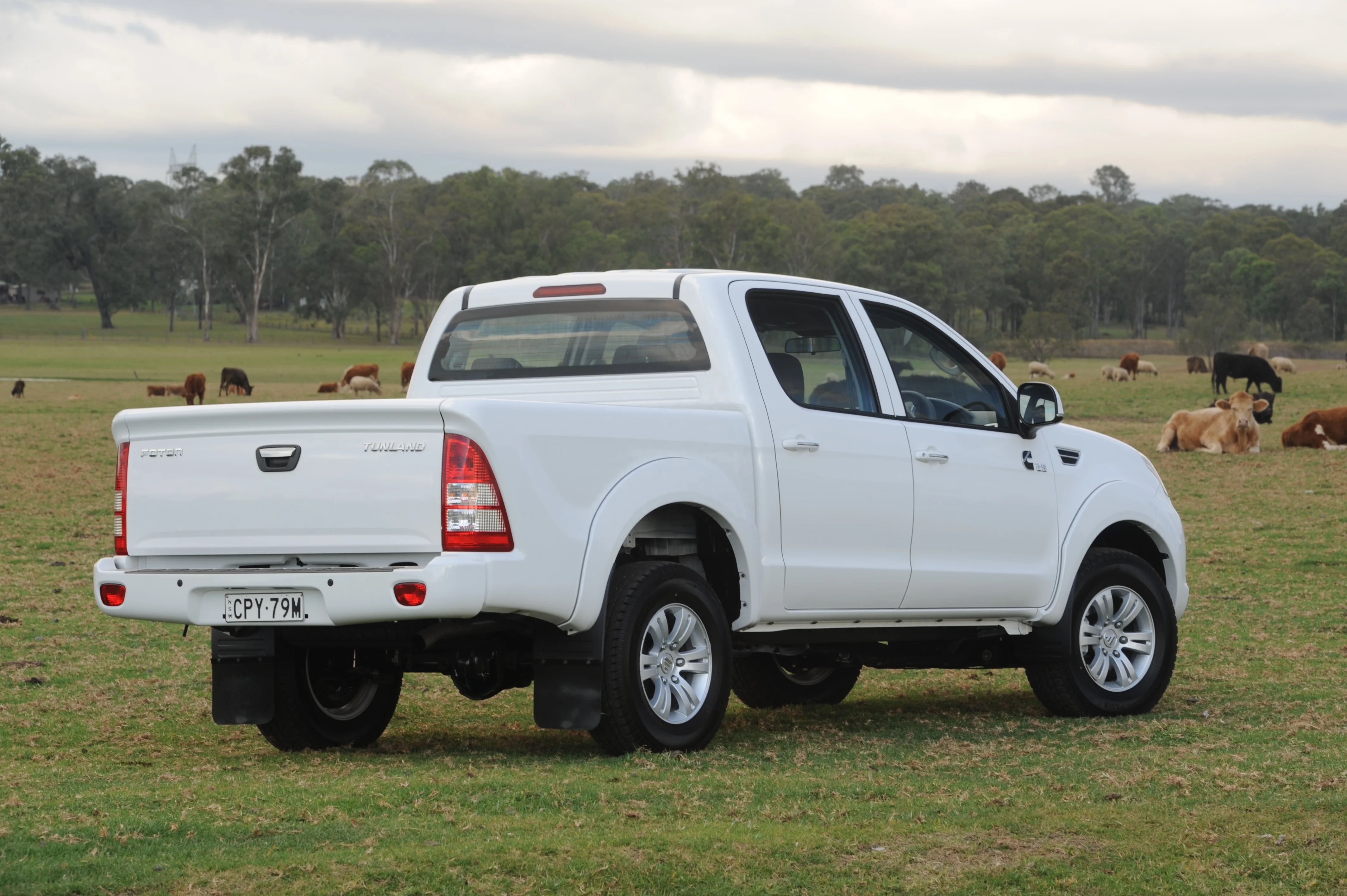 
Популярный пикап FOTON TUNLAND 4X4 с 2,8 л дизельным двигателем ISUZU 