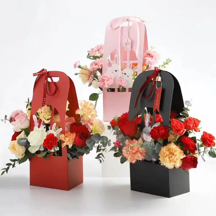 Custom Mom Flower Box Eco-Friendly Cardboard Packaging with UV Matt Lamination for Roses and Flowers Recycled Materials