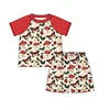 ลายเห็ด สตรอว์เบอร์รี และผีเสื้อ