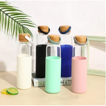 Bamboo Lid Borosilicate Glass Water Bottle with Silicone Sleeves and Handle Direct Drinking and Boiling Water Applicable