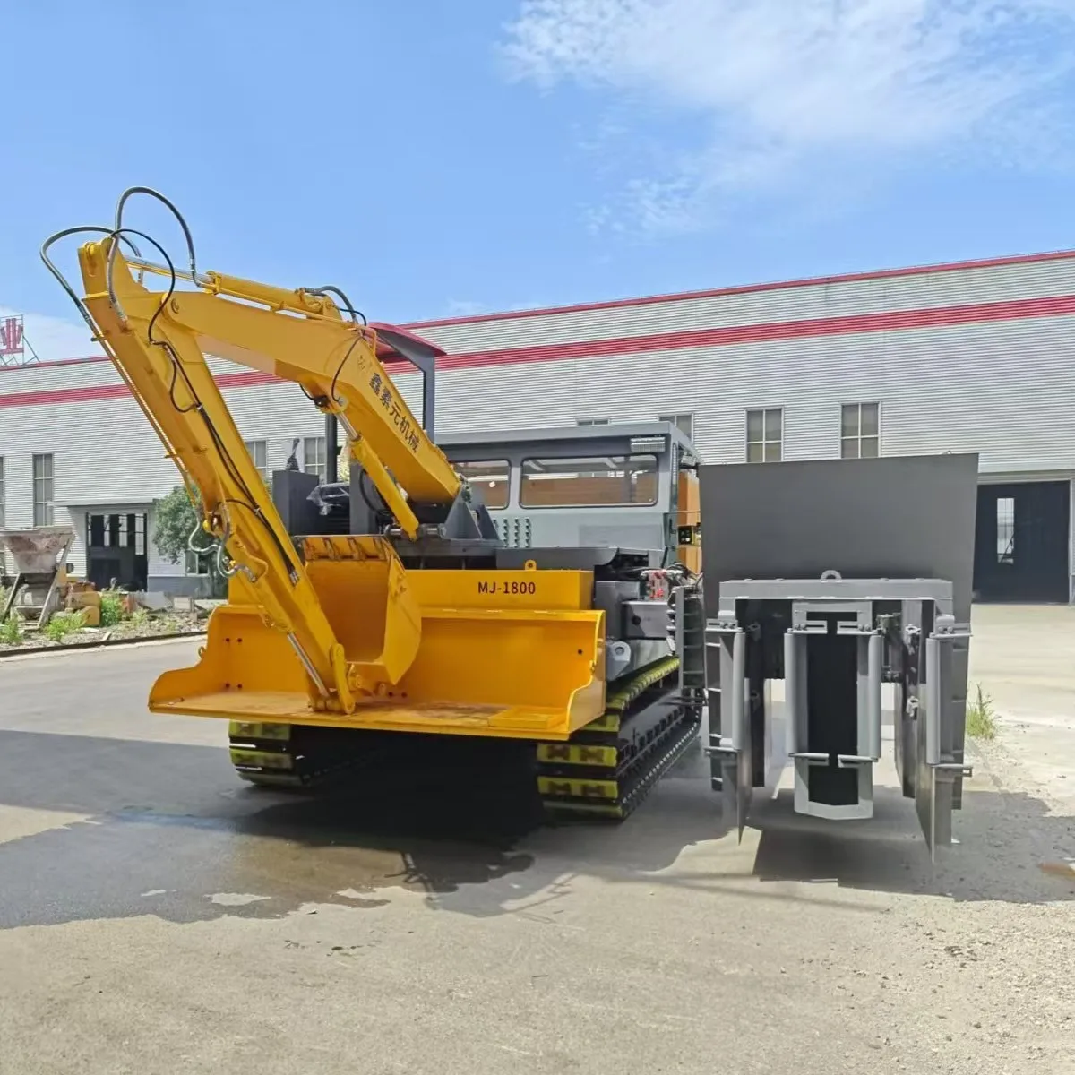 Multi Functional slip Form Paver Good Performance Use for Drain Ditch Curbstone Guardrail Road Concrete Facilities