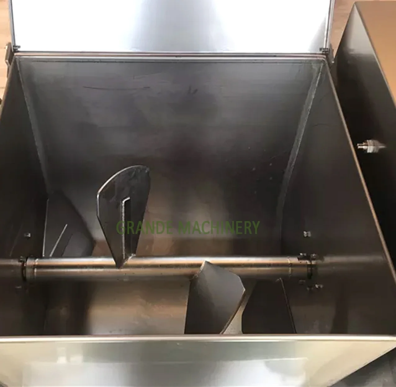 Commercial Electric Meat Mixing Machine / Sausage Mixer / Electric Meat Vegetable Meat Stuffing Fillings Blender Machine - Image 6