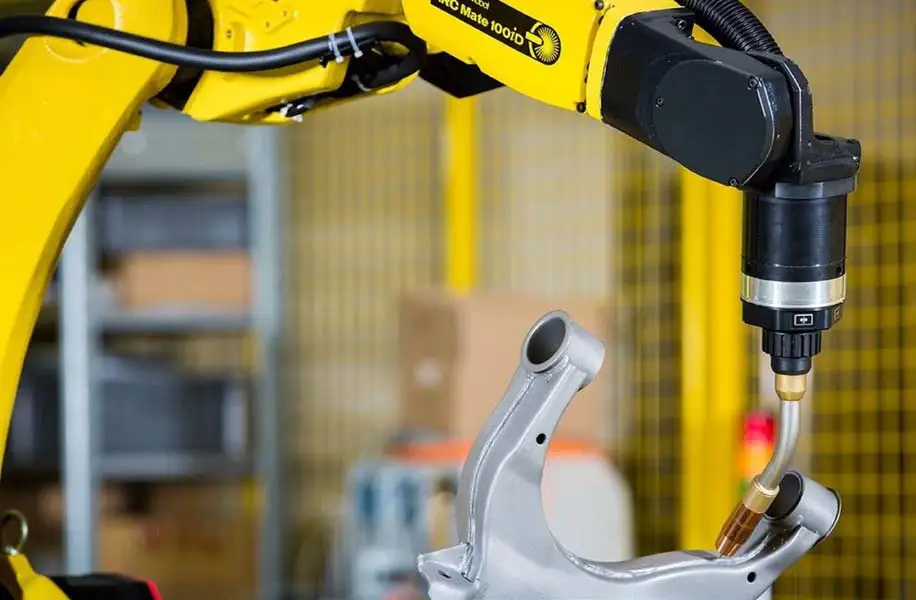 Autonomous Welding Robot FANUC ARC Mate 100iD Welding Robot with Welding Torch and Megment Welder