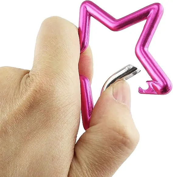 2025 Wholesale Popular Styles with Multiple Colors Available 5cm Pentagonal Star Shaped Aluminum Alloy Spring Keychain