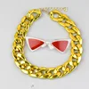 Collier triangulaire rouge