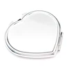 A forma di cuore: 70 x 70 mm