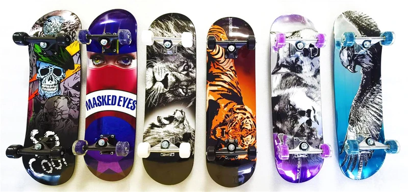 plastic skateboard (20).jpg