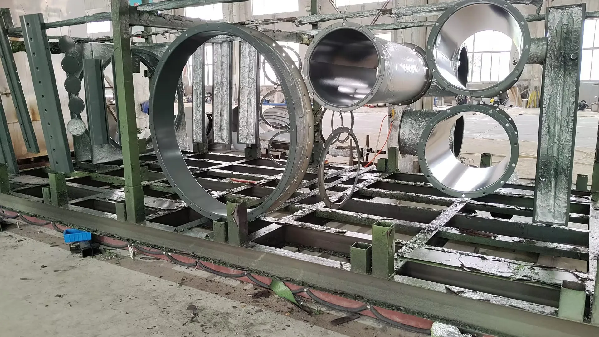 Welded 304 Stainless Steel Straight Duct with ETFE Coating Industrial Design Ventilation Pipe for Hospital Basement School