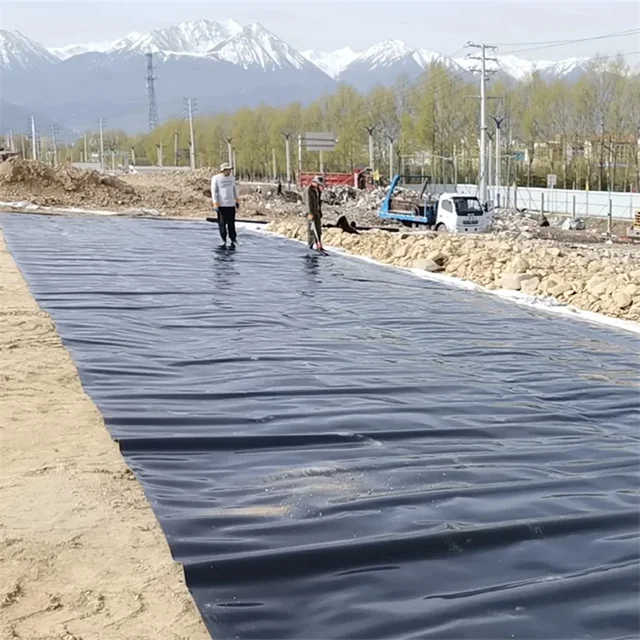 Convenient construction of HDPE geomembrane for anti-seepage and puncture prevention in water conservancy engineering reservoirs