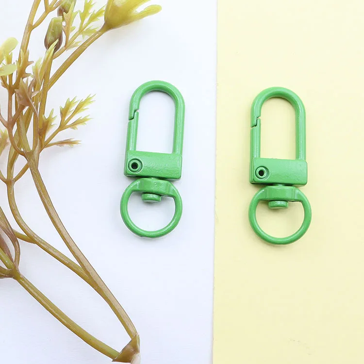 Professional Macron Color Cute Key Chain and Gift Souvenir Metal Keychains