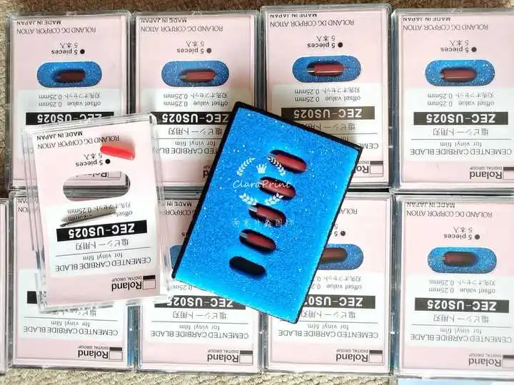Roland ZEC-US025 Cemented Carbide Blade – 45 Degree, For Reflective Film Cutting – Generic Cutter