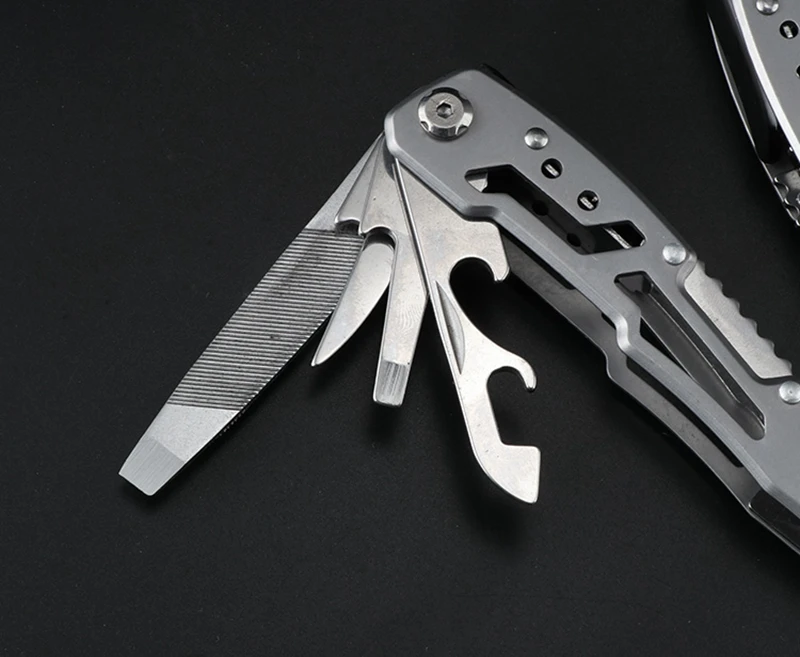 Multifunction Stainless Steel Multi-tool Pocket Knife Pliers Folding Pliers Portable Folding Pliers