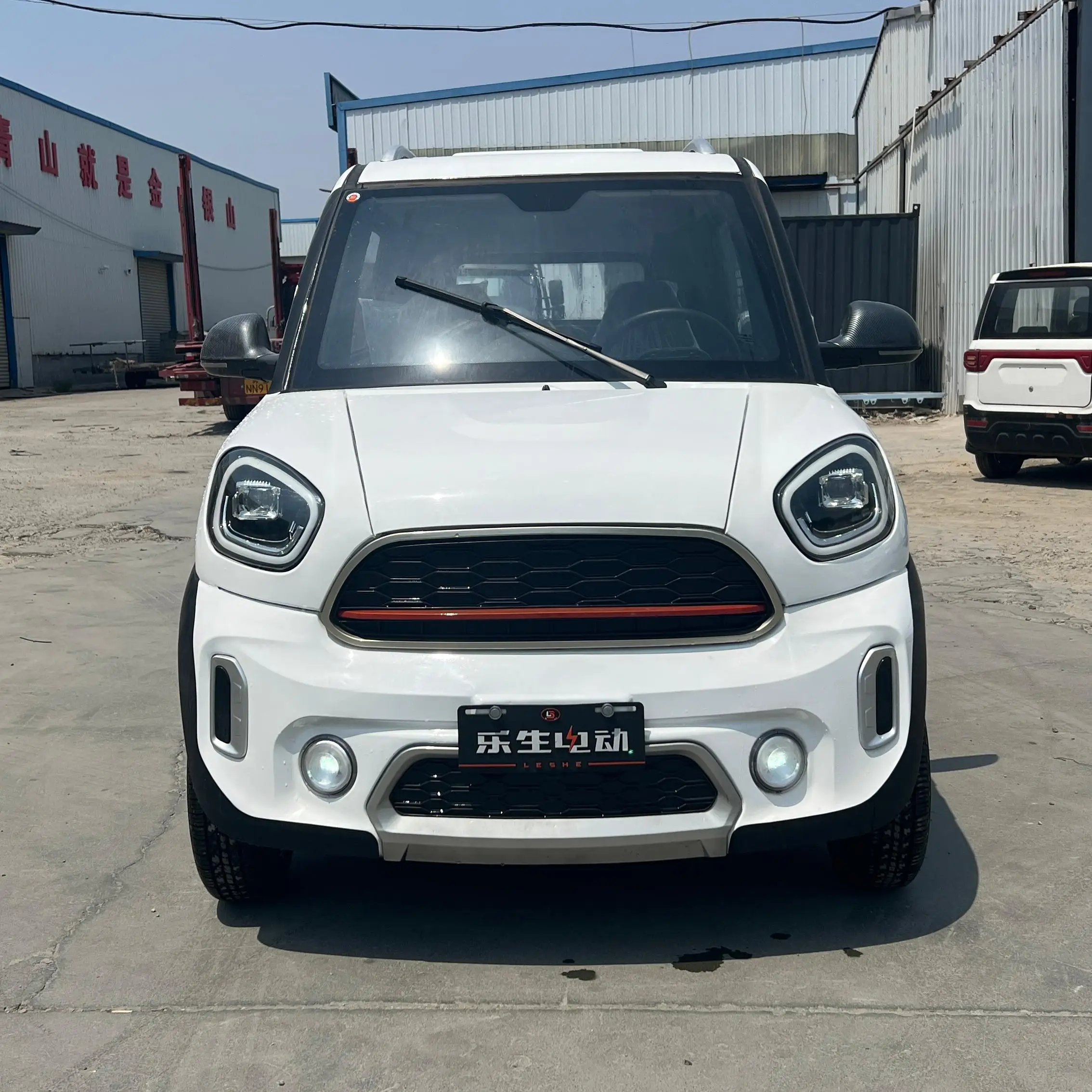 Baolu 4 Seats Cheap Mini Electric Car Electric Mini Car Made in China New Energy Small  Ev Car  for Adults