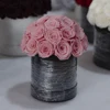 Cupola di funghi con 25 rose