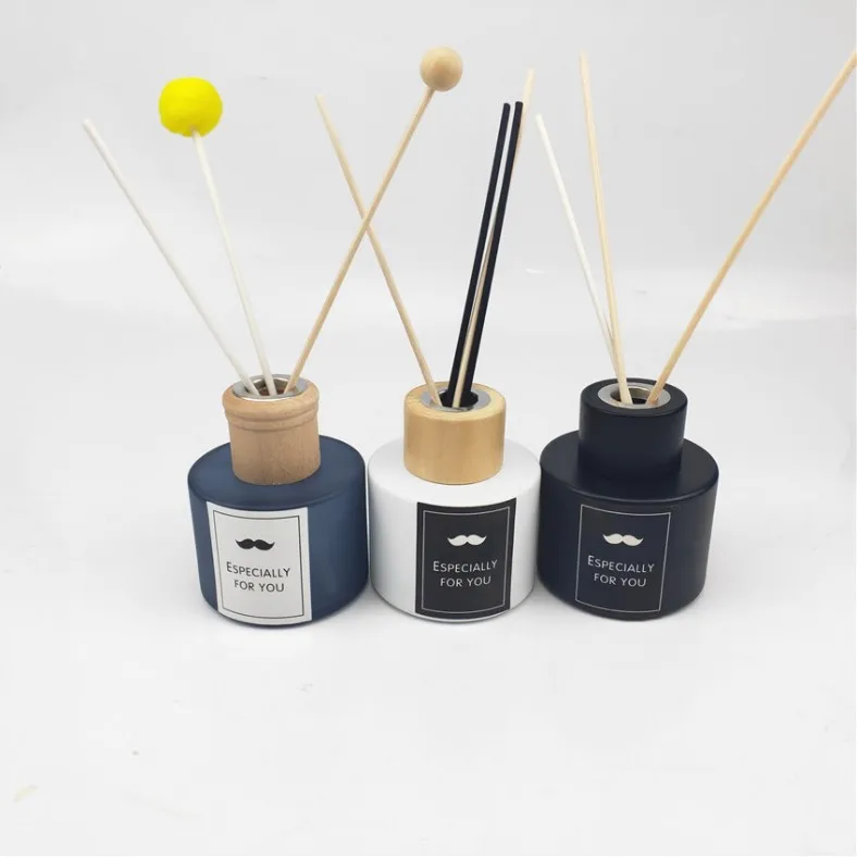 Wholesale Clear Custom Color 50ml 100ml 150ml 200ml 250ml Round Essential Oil Reed Diffuser Glass Bottle for Fragrance Use
