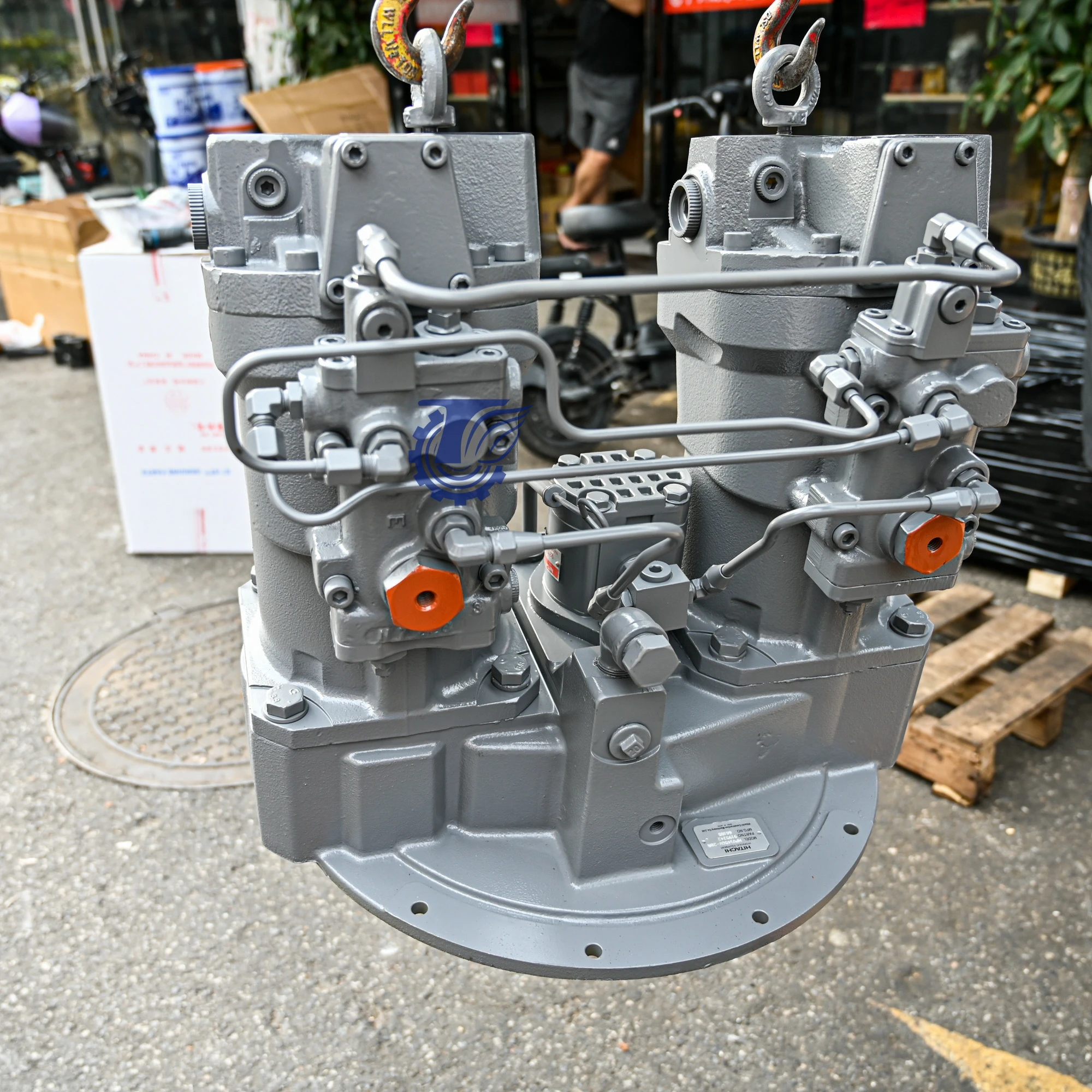 YB60001528 YB60000338 HPV145KX-28A1 Hydraulic Pump for Hitachi Zx350