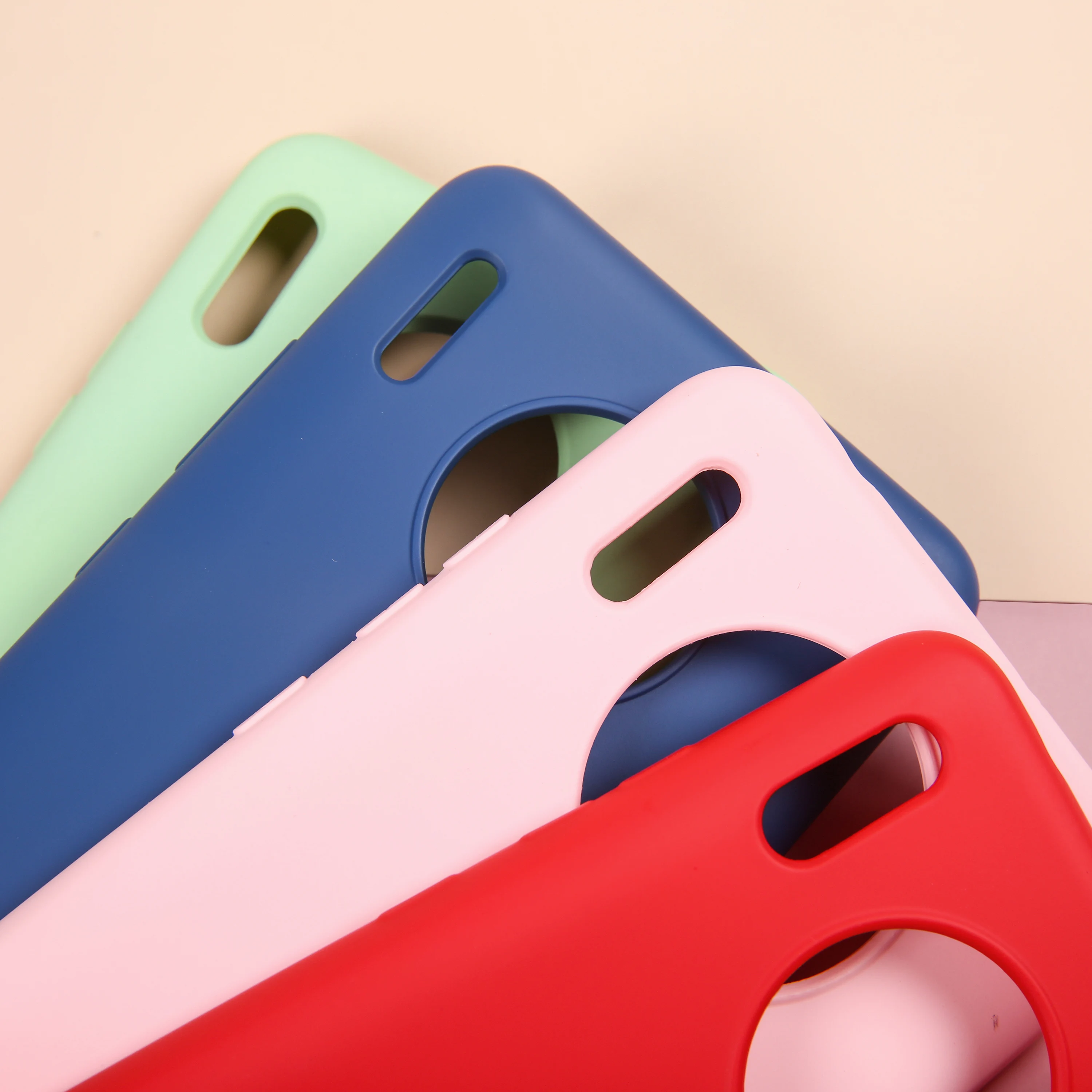 Custom Luxury Mobile Phone Case With Strip