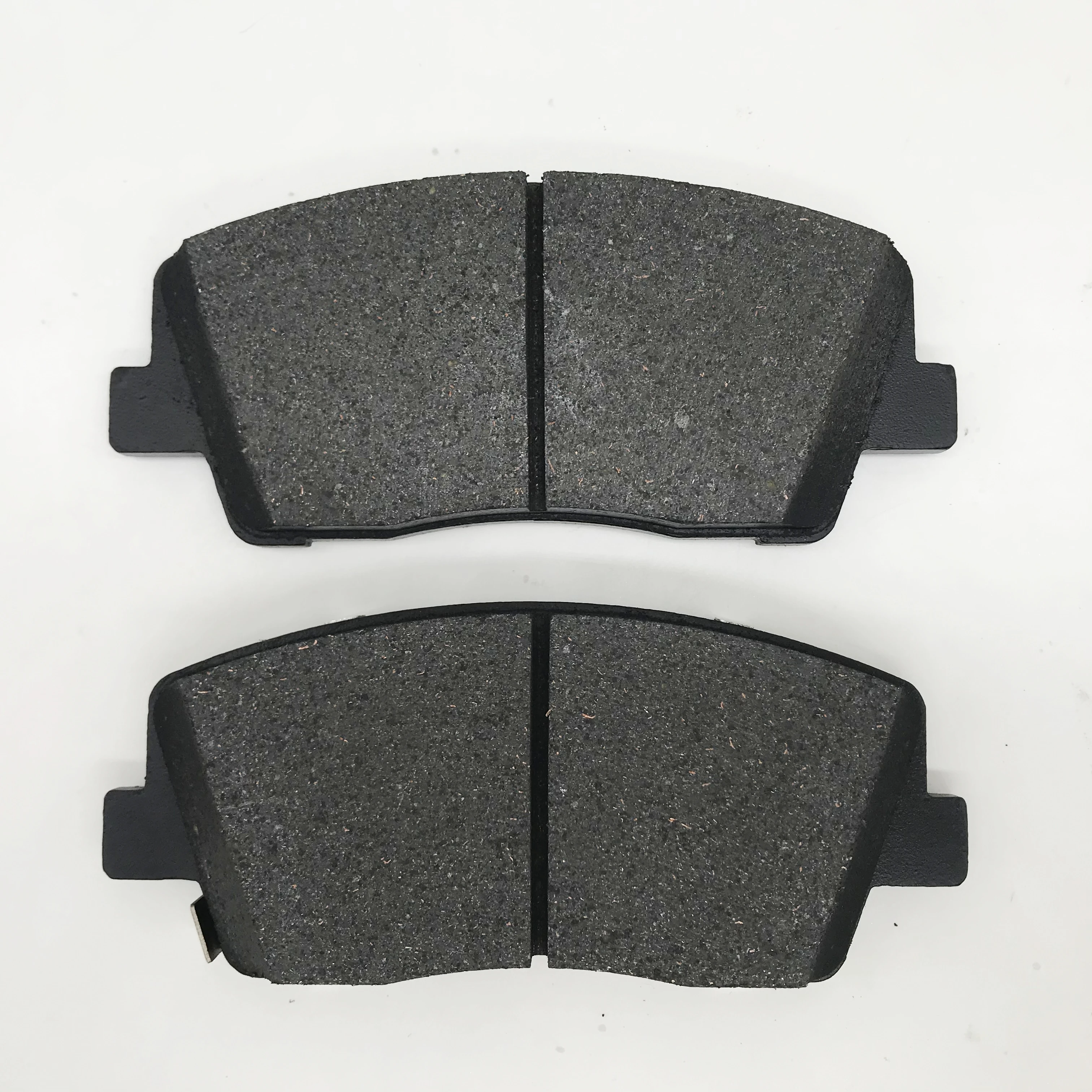 High-quality Ceramic Brake Pads for Hyundai G70 & Kia STINGER