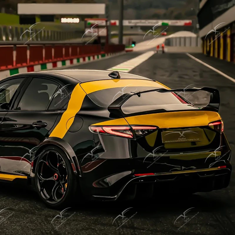 Car Exterior Modification Kit for Romeo Giulia GT with Adjustable Carbon Fiber Rear Wing