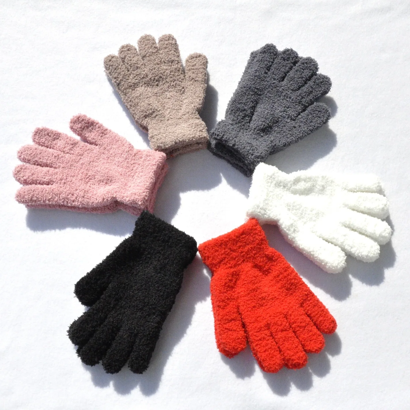 VEGCOO Guanti Invernali A Mezzo Dito 4 Paia - Unisex In Maglia Morbida Per Uomo, Donna E Bambino