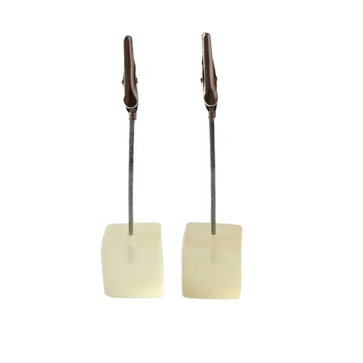 Customized Resin Cube Base Photo Picture Holder Stand Clip with Metal for Name Card & Note Display