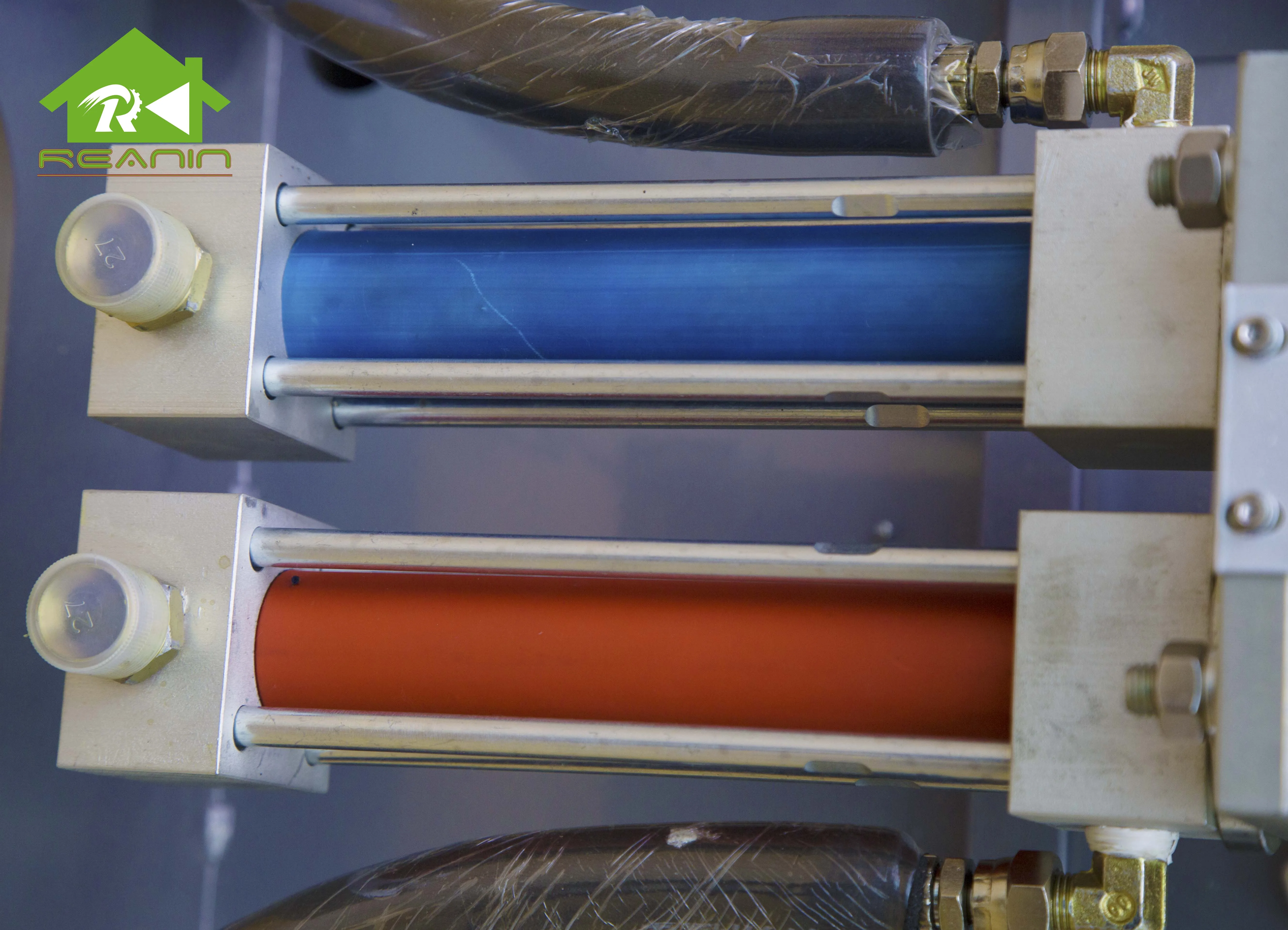 Reanin K2000 Polyurethane Foam Machine