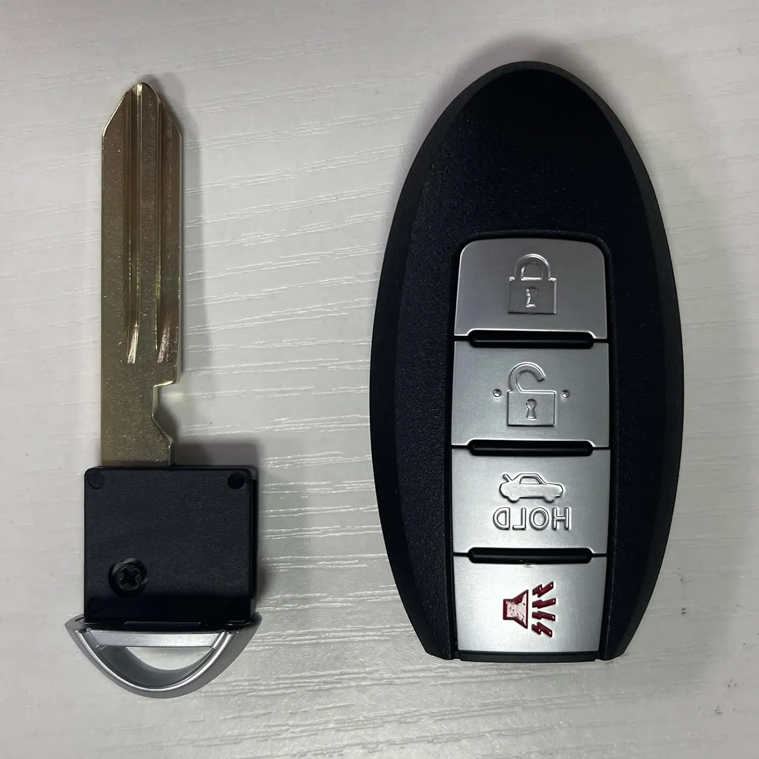 LAUNCH LS4-NISN-01 Smart Key Compatible for Nissan Replacement Remote Key Smart Card 4-Button