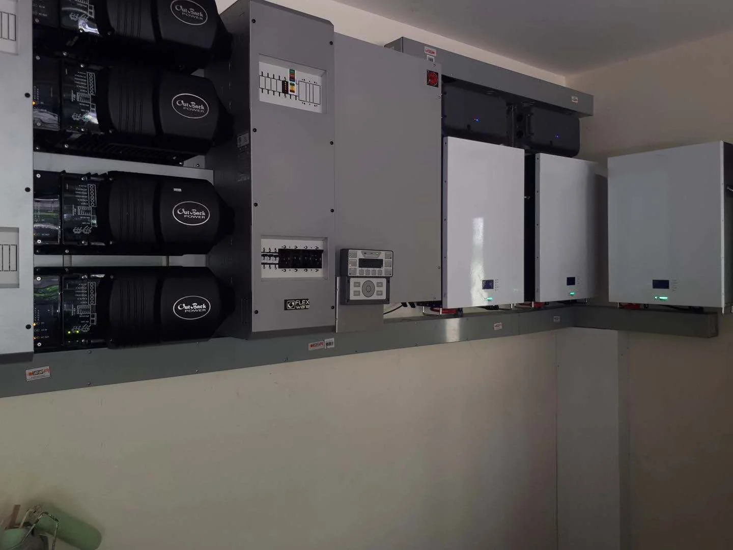 5kw 8kw Hybrid Power System With 5kw 200ah Wall Mounted Batteries Pack Solar Energy Storage Powerwall Kit For Home