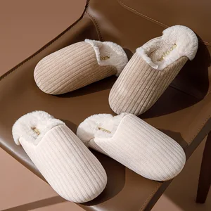 Hot Selling Women's Warm Plush Indoor for Upper Fluffy Winter Closed Toe Soft Sole TPR Outsole Anti-Slip Fur Slides Comfort