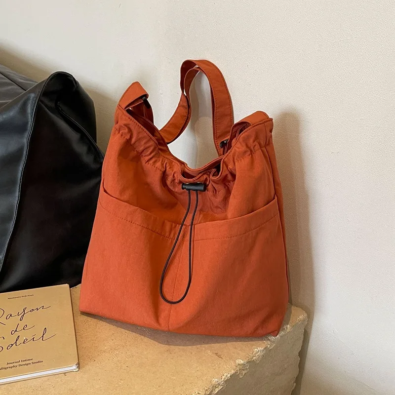 Ins Simple Fashion Solid Color Nylon Bucket Bag Polyester Chains Portable Outdoor Casual Crossbody Drawstring Design Single